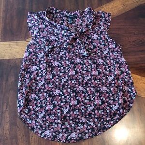 Floral short sleeved blouse